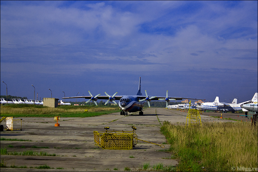 Чкаловский аэродром в москве